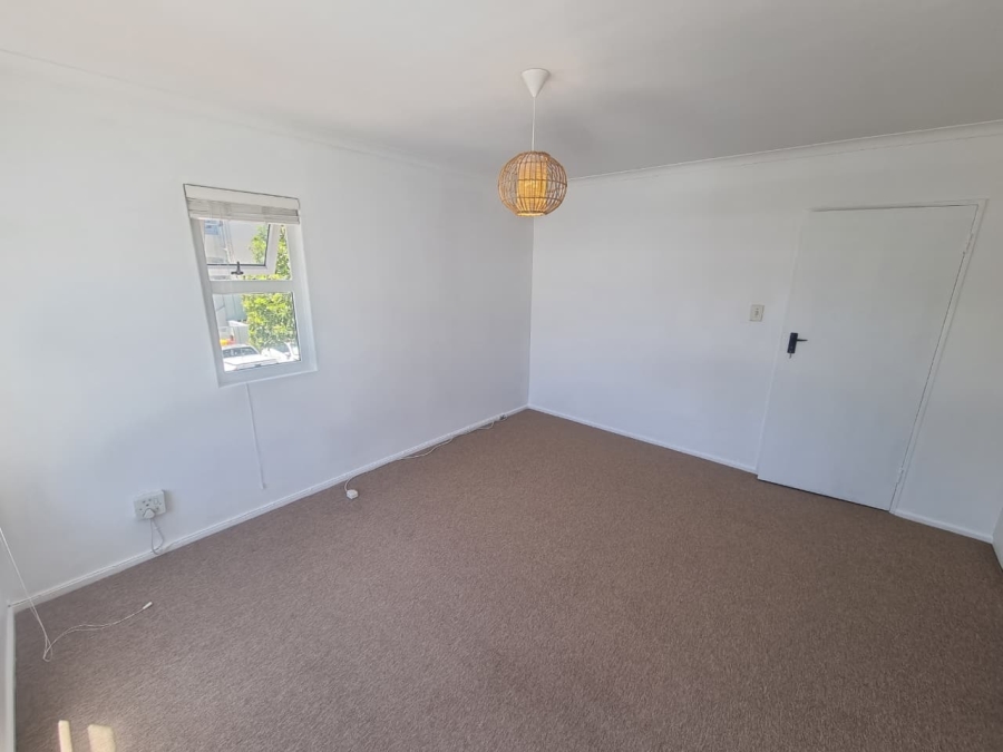 2 Bedroom Property for Sale in Claremont Upper Western Cape
